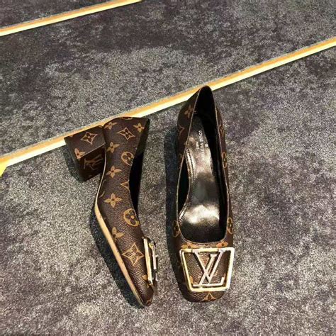 louis vuitton monogram pumps|louis vuitton pumps for women.